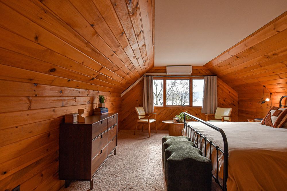 King bedroom