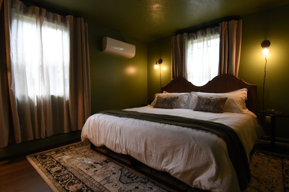 Green bedroom