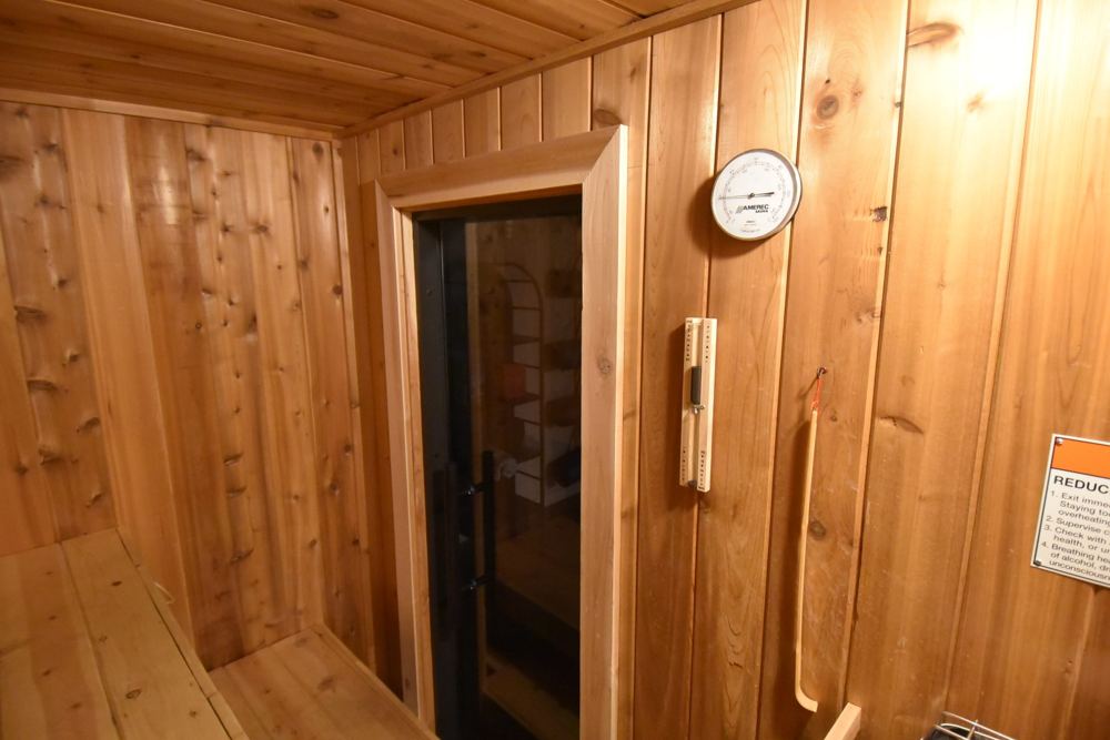 Finnish barrel sauna